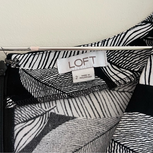 Loft Fern Black White Botanical Print Romper with Pockets - Picture 9 of 14